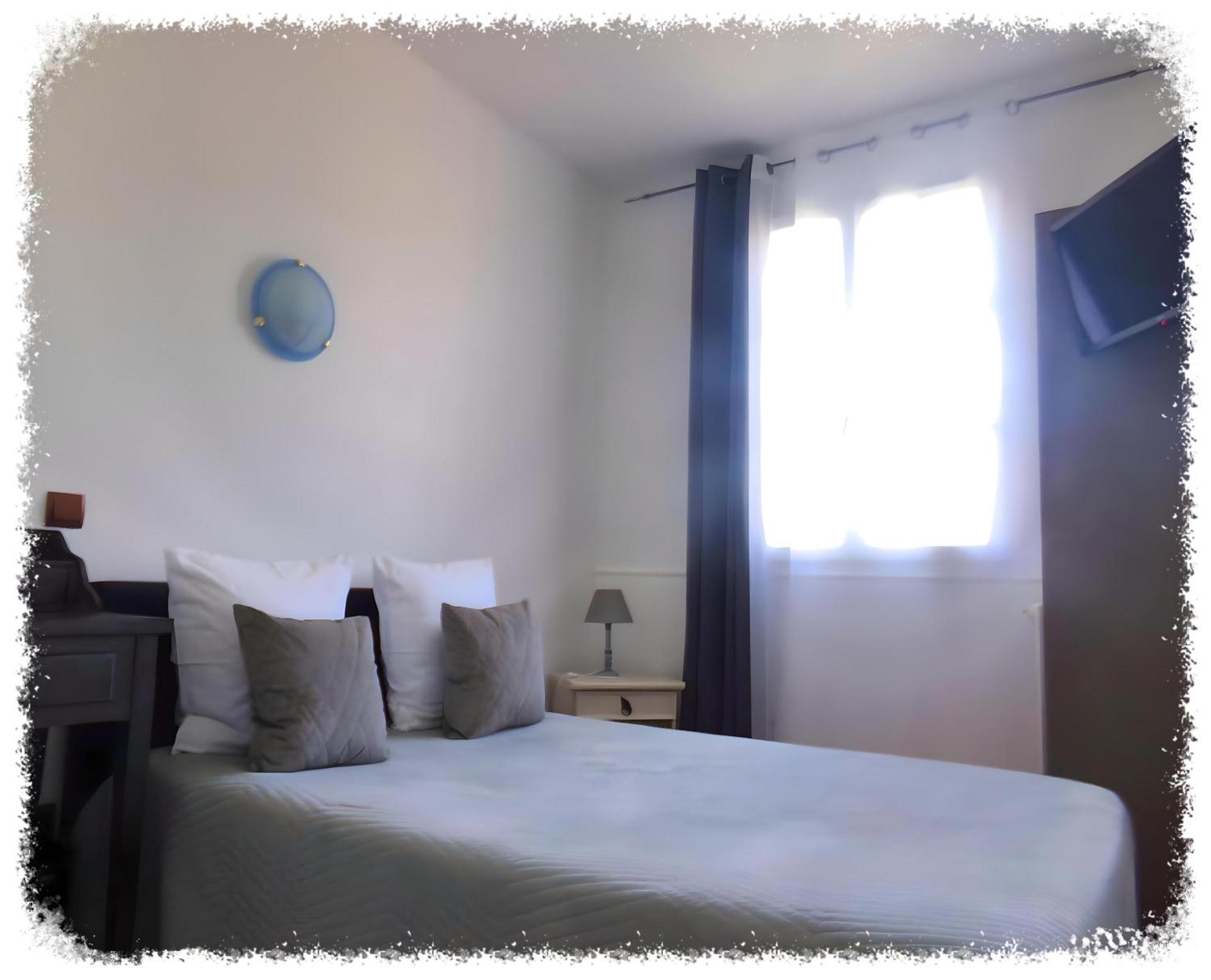 Hotel Du Lac شاتو-أرنو-سانت-أوبين المظهر الخارجي الصورة